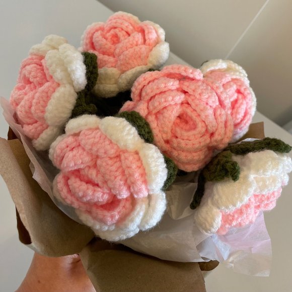 Handmade Crochet Bouquet (Roses) - Picture 5 of 13